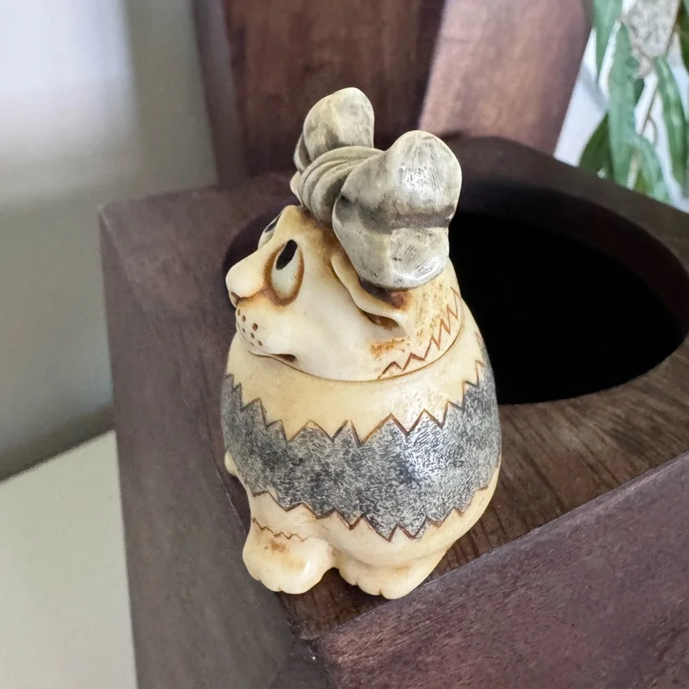 Pot Bellies Cat with Mouse Inside Maya Harmony Kingdom Figurine Trinket Box - Picture 2 of 4
